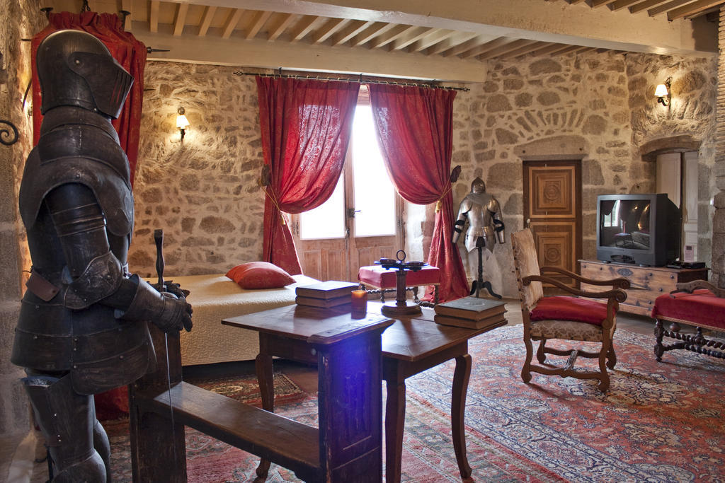 Chateau De Chantelauze Olliergues Pokoj fotografie